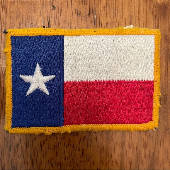 VTG 2 Retro Texas Flag Sew On Patch Appliqué 3.25”x2.25” Red White Blue 2:2 Gift - Picture 3 of 6